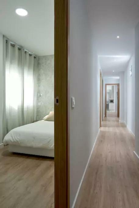 Luxury Apartment Merced By Nagoa Homes مالقة المظهر الخارجي الصورة