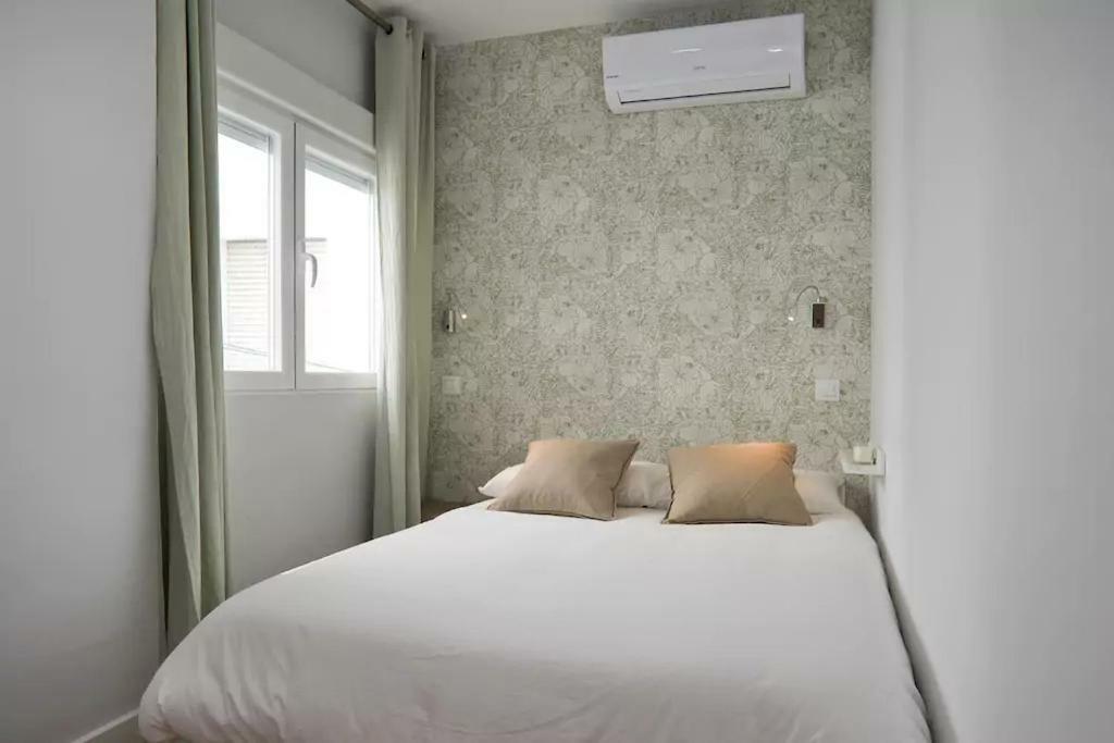 Luxury Apartment Merced By Nagoa Homes مالقة المظهر الخارجي الصورة