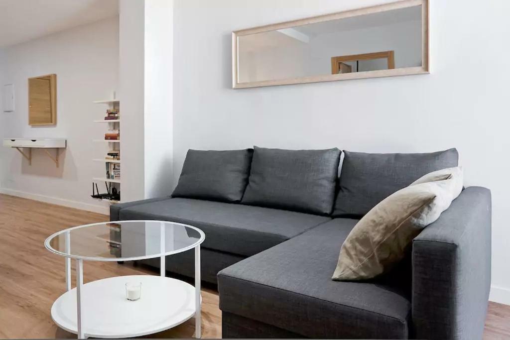 Luxury Apartment Merced By Nagoa Homes مالقة المظهر الخارجي الصورة